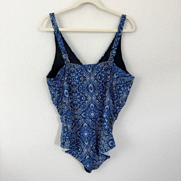 Coldwater Creek Womens One Piece Swimsuit Size 18W Geo Beach Swim Summer Blue - Picture 3 of 7